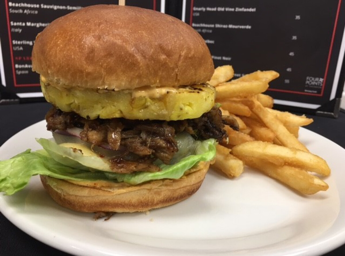 PINEAPPLE EXPRESS BURGER Four Points By Sheraton Winnipeg South Le